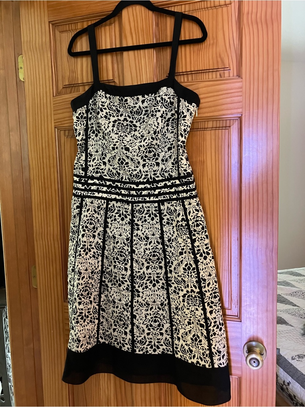Liz Claiborne Black and White Damask Dress